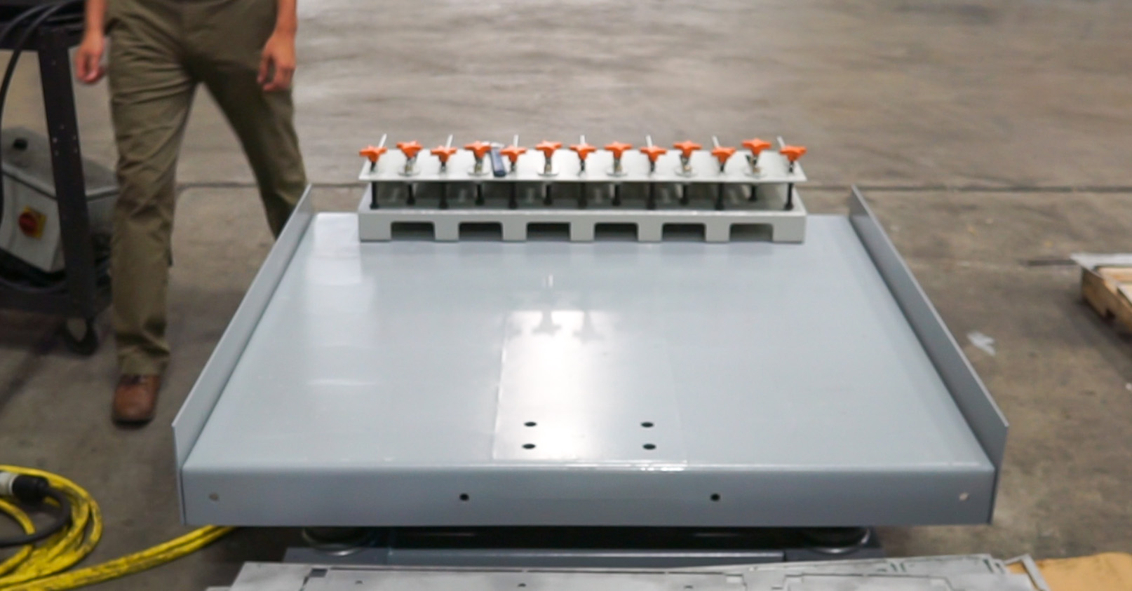 Material Test Vibrating Table